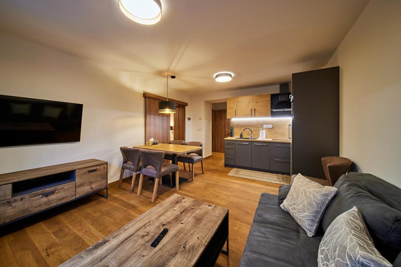 Vlci Stopa Apartments بيتس بود سنيزكو المظهر الخارجي الصورة